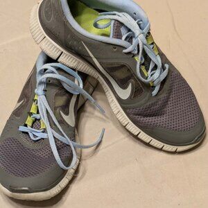 Nike Free Run 3 5.0 Running Shoes Women's 8.5 Gray Uppers Blue Accents